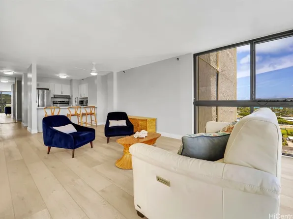 322 Aoloa St APT 1402, Kailua, HI 96734