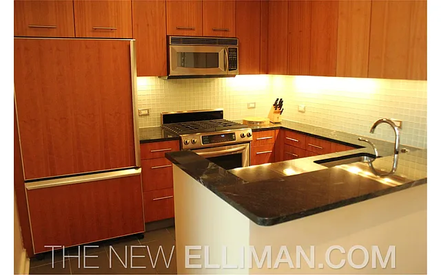 Rented by Douglas Elliman | media 15