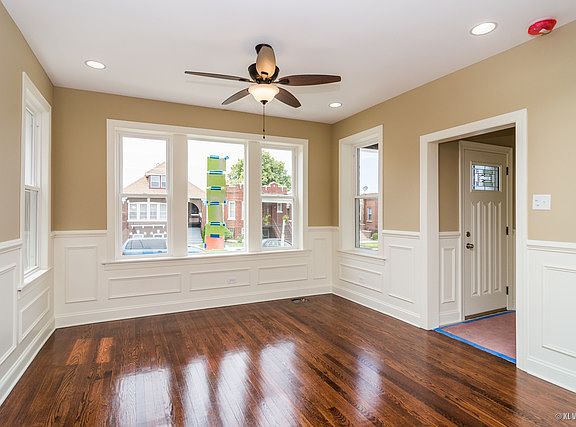 3rd image of 1841 S 55th Ct
