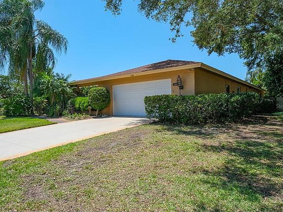 4th image of 2894 Knollwood Ct