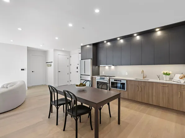 391 1st Street image 7 of 28