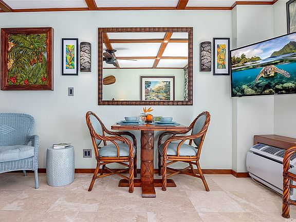 4th image of 2045 Kalakaua Ave APT 415