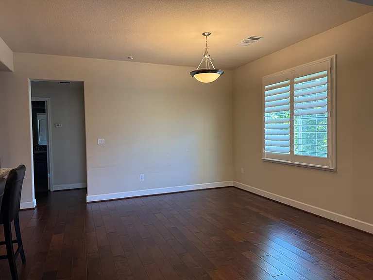 655 Heligan Ln — Photo 8