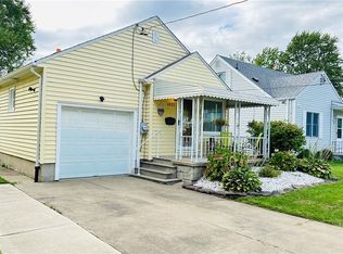 1032 91st St, Niagara Falls, NY 14304