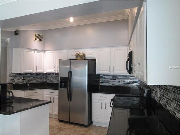 5th image of 2984 Westcott Dr