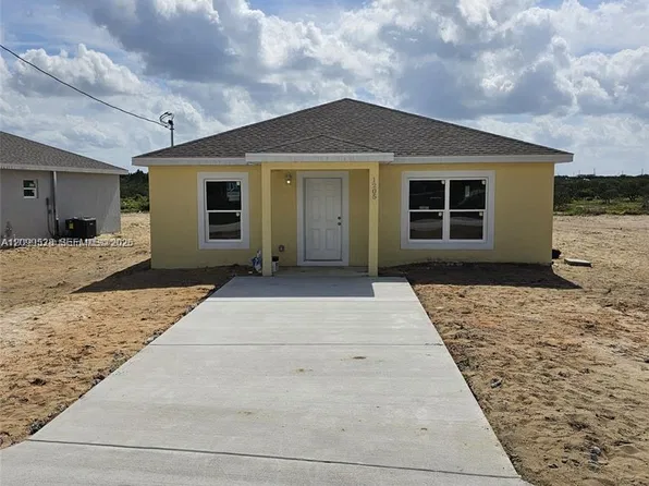 2599 Laurel St, Sebring, FL 33870