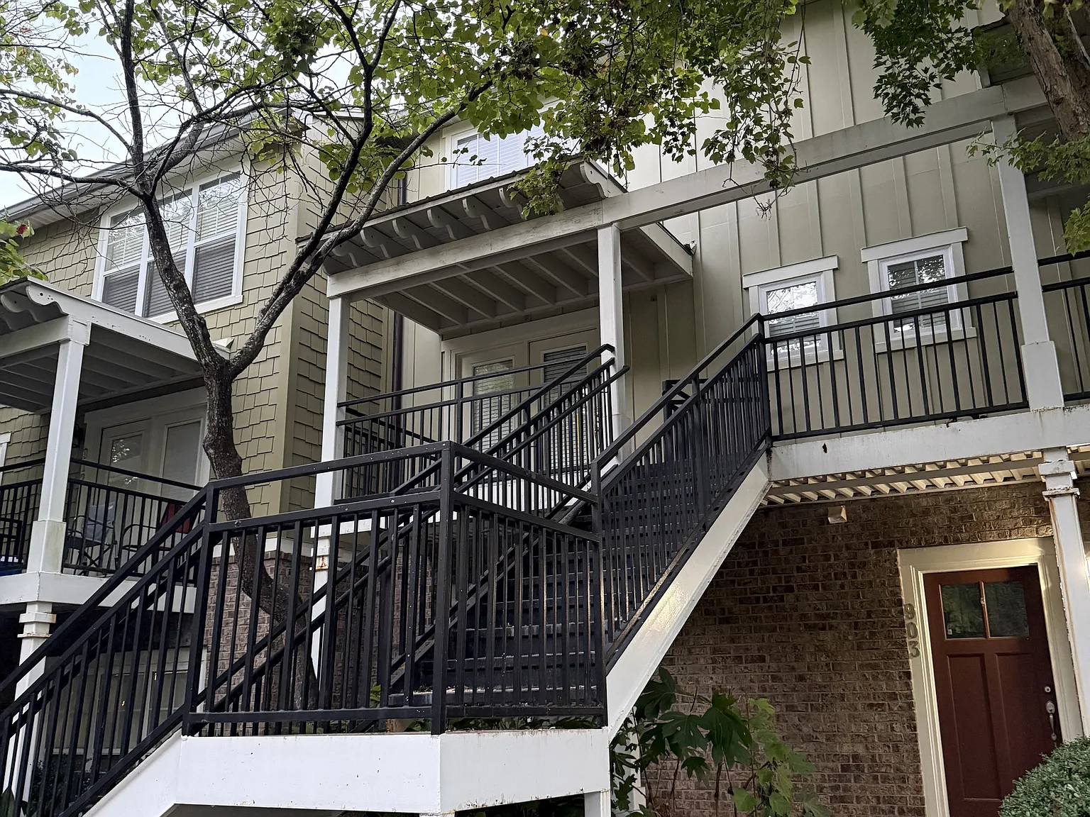 490 Barnett Shoals Road, Unit 913 - 913 — Photo 1