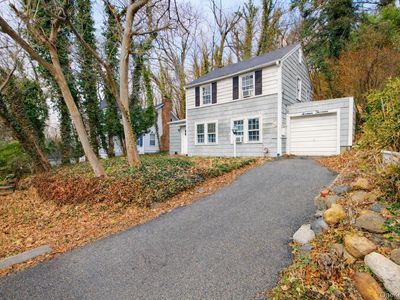 1613 Northern Boulevard, Roslyn, NY, 11576