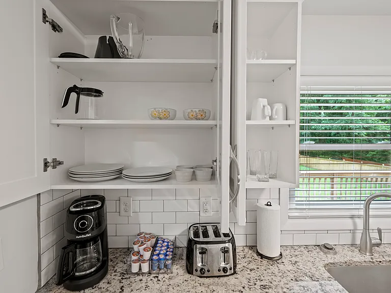 3031 Highland Dr SE — Photo 11