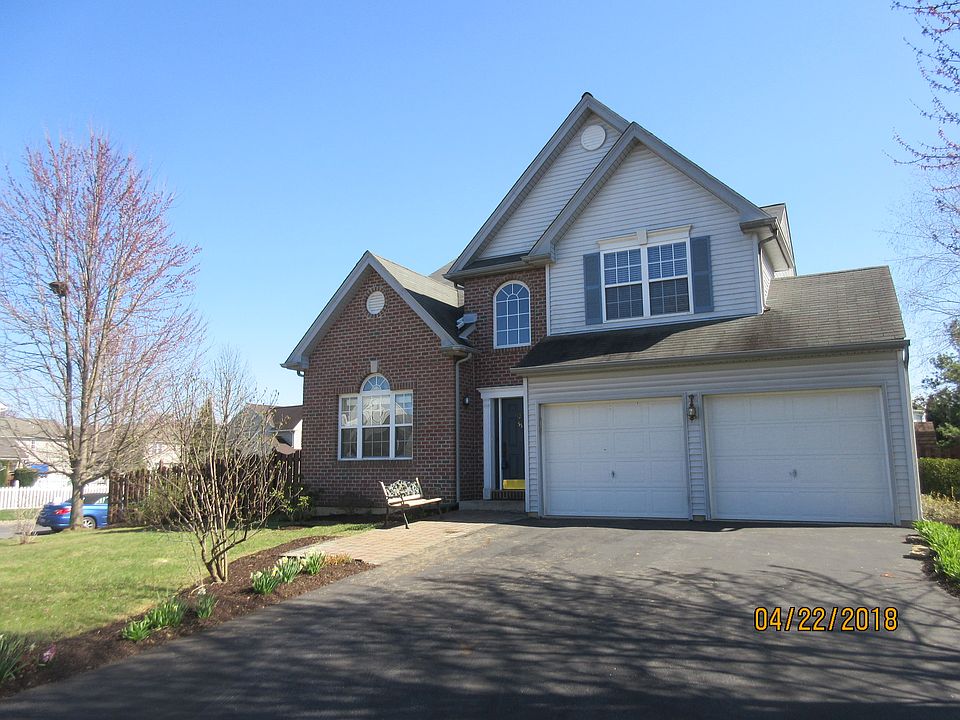 1st image of 55 Thomas Dr