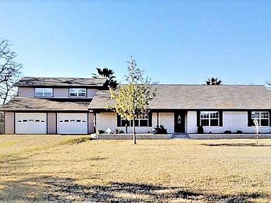 2015 Hrbacek St La Grange Tx 78945 Zillow