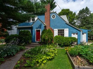 1122 Kirkwood Ct, Iowa City, IA 52240