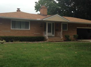 13986 Mohawk Trl, Middleburg Heights, OH 44130