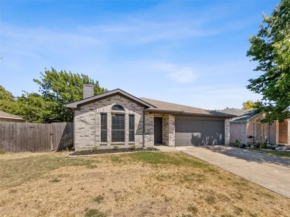 8084 Cannonwood Dr, Fort Worth, TX 76137