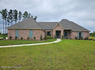 232 Lost Oak Ln, Brandon, MS 39047