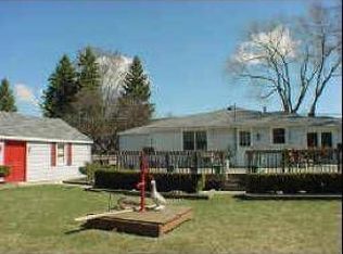 20796 N Ash St, Deerfield, IL