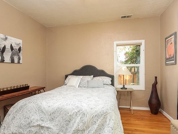 5th image of 350 S 20th St