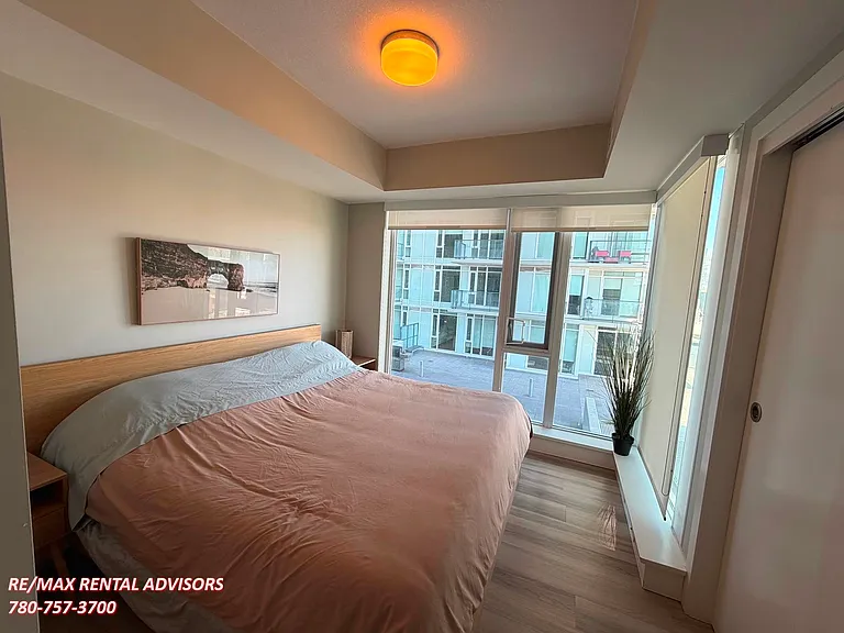 1188 3rd St SE #804 — Photo 7