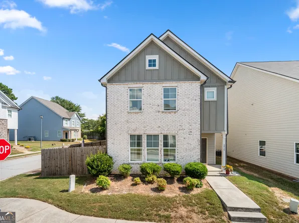 1856 Laurel Green Way, East Pt, GA 30344