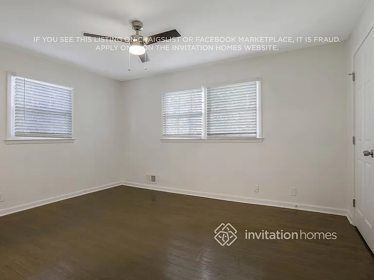 2372 Oakridge Ct — Photo 11