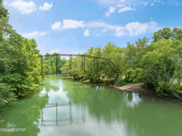 38 Campers Ln, Linden, TN 37096