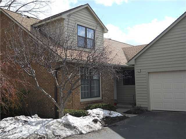 1st image of 5 Island Ln