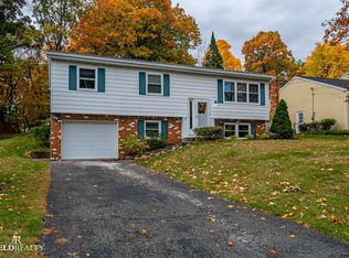 6 Marconi Dr, Latham, NY 12110