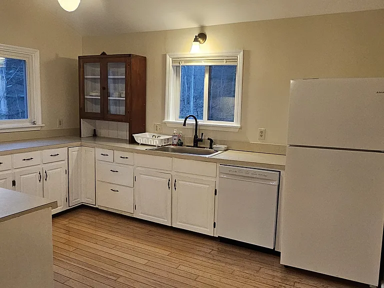2089 W Creek Rd — Photo 19