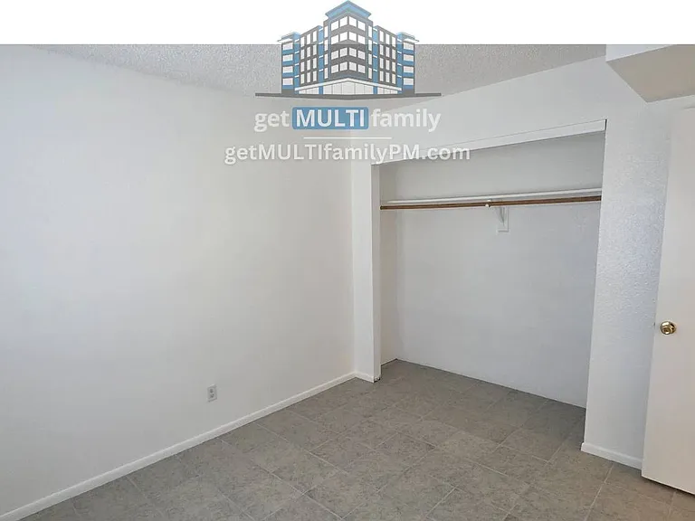 2514 N 49th St #2 — Photo 7