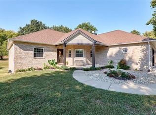 7650 Jeffrey Ct, Collinsville, IL 62234