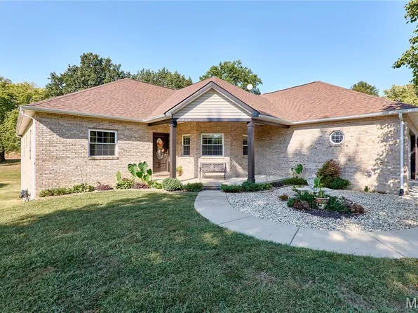 7650 Jeffrey Ct, Collinsville, IL 62234