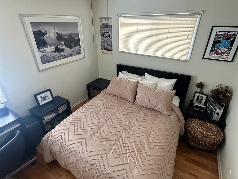 8956 Swinton Ave — Photo 55