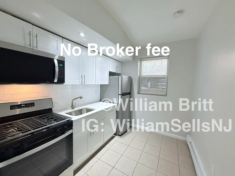184 Fairview Ave #A2