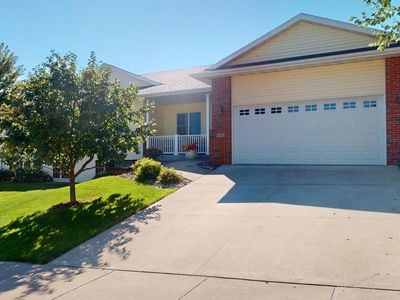 806 Maple Shade Dr, Holmen, WI, 54636