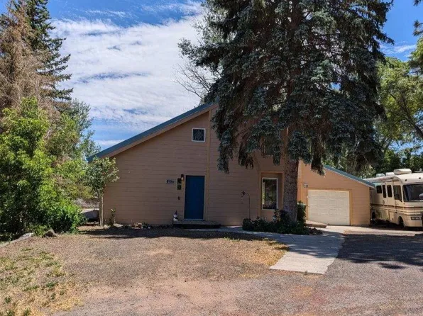 205 N Woodland Ave, Hines, OR 97738