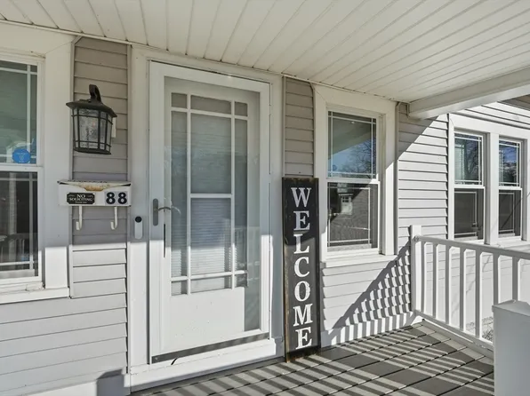 88 Verdugo St, West Springfield, MA 01089