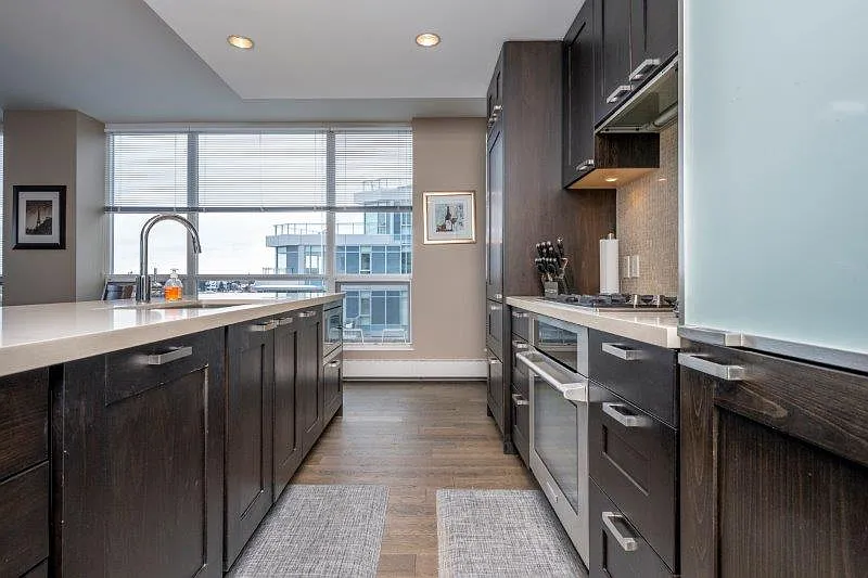 2 bed, 1200 sqft, $4,000 — Photo 3