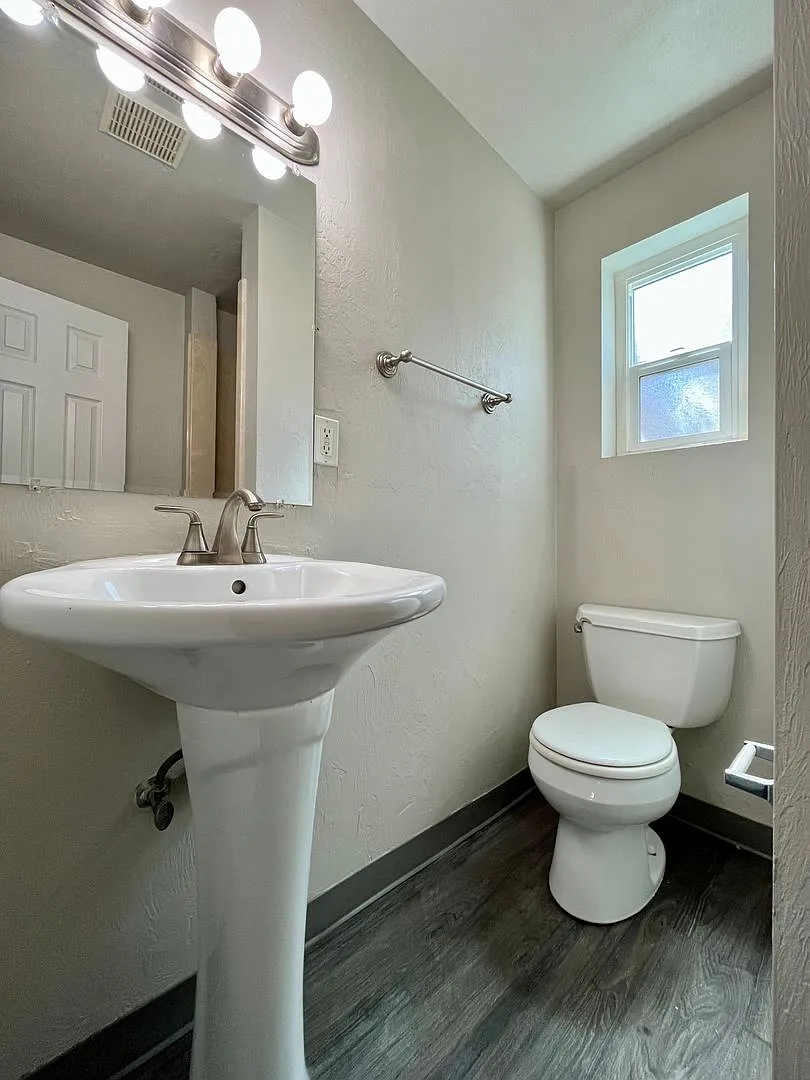 (DUP) Studio Apartment - Close to Campus — Photo 3