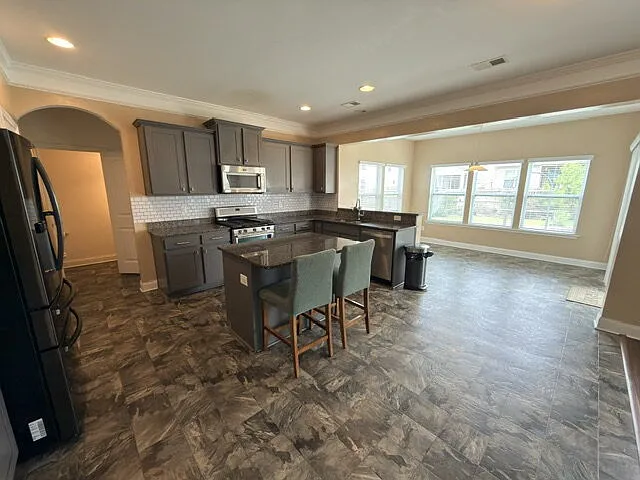 124 Glenellen Rd — Photo 18