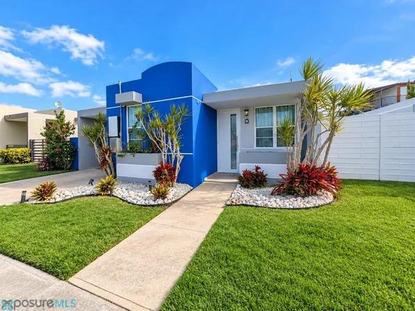 69 Urb Brisas Del Mar Mar Rojo Mar Rojo, Isabela, PR 00662