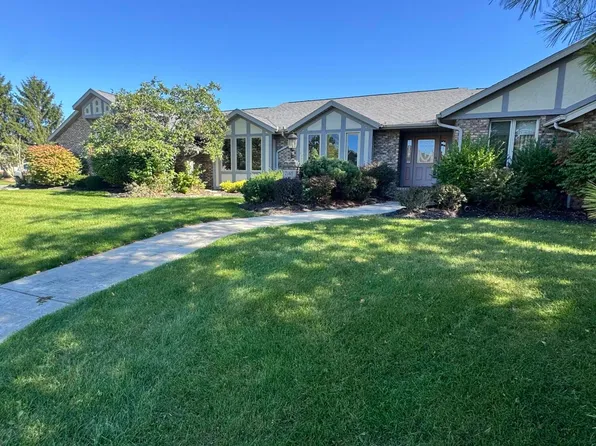 2148 Larkspur Dr, Lima, OH 45807