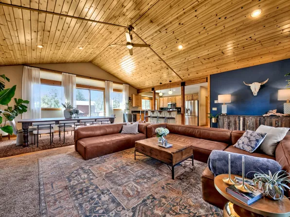 15449 Sudsbury Cir, Truckee, CA 96161