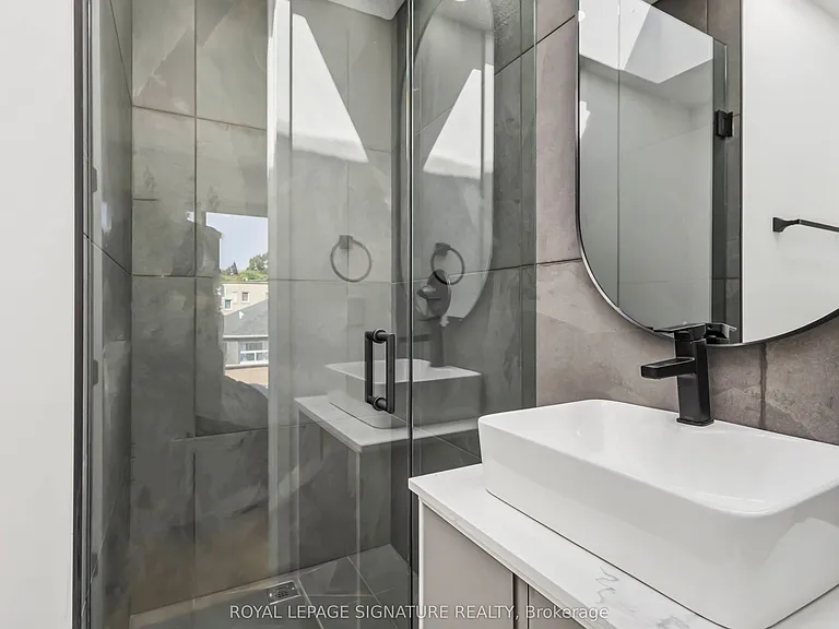 43A Cummings St #UPPER — Photo 38