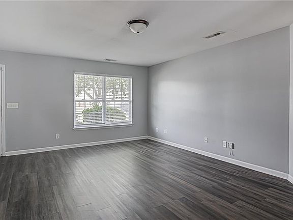 4th image of 4112 Flowering Path Ln