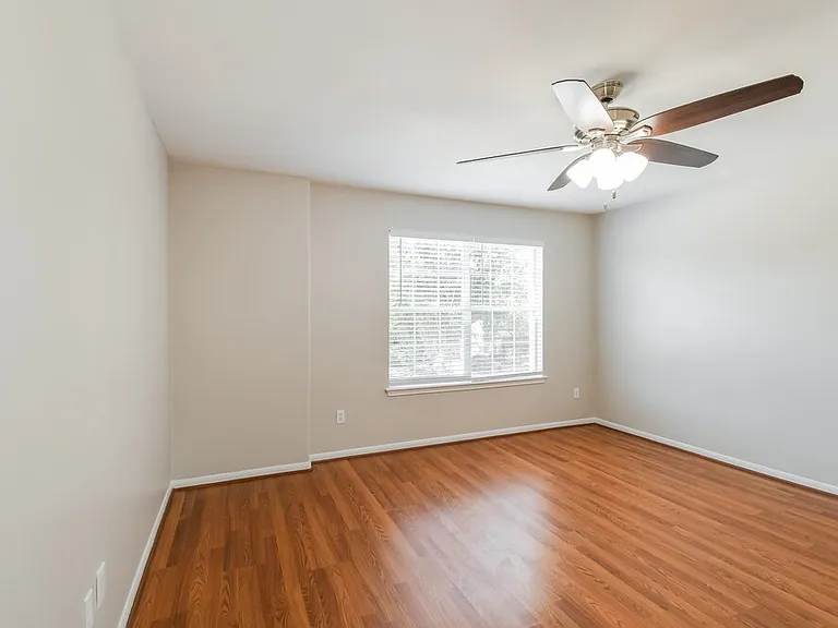 1060 Cabot Cv — Photo 15