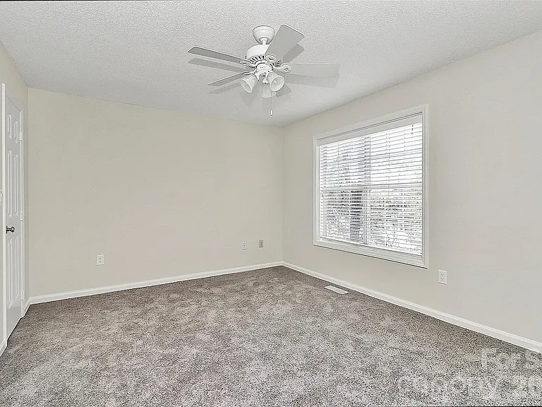 703 Heritage Pkwy — Photo 7