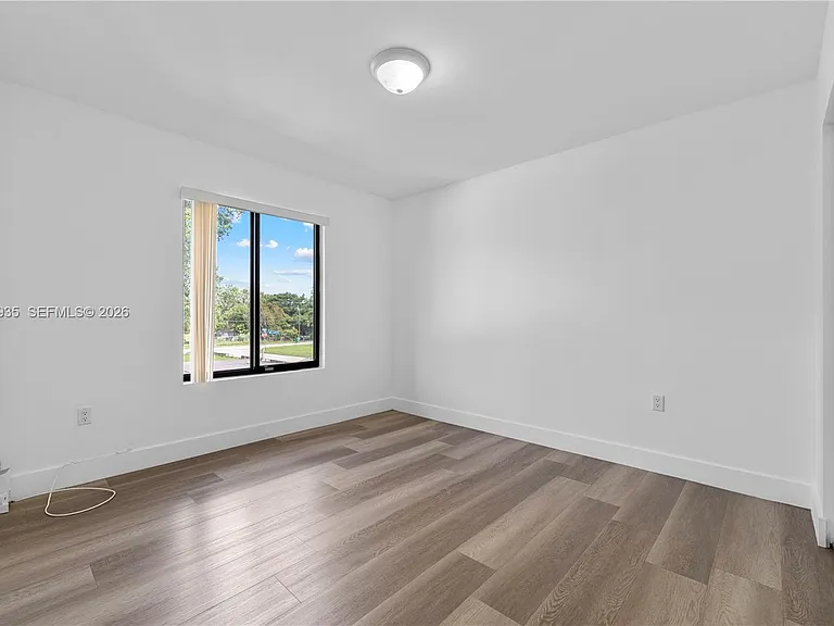 11970 SW 215th St #B — Photo 27
