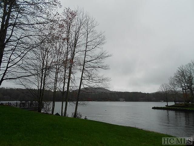 2nd image of 24 Windward Point