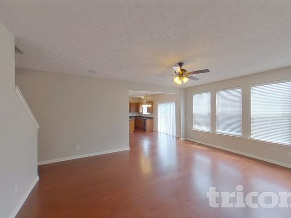 3rd image of 6429 Sunnywood Dr