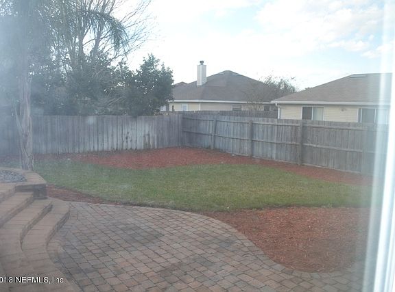 4th image of 1932 Willesdon Dr E